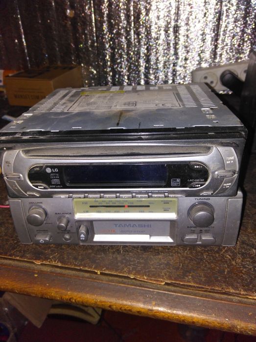 Автомагнитола и сд проигрыватель