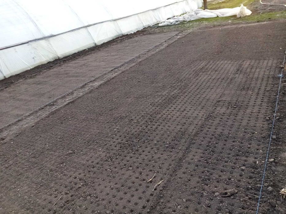 Вакуумна сівалка для редису. Сеялка точного высева для редис редиса.