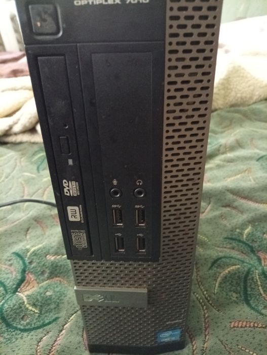 Системний блок працює