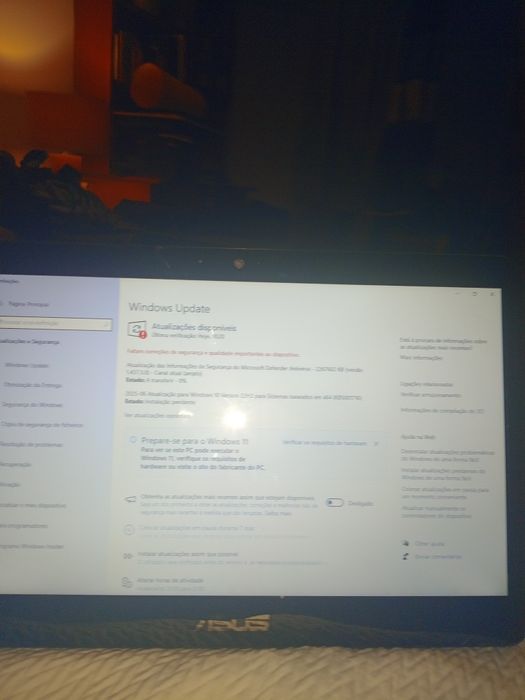 ASUS All-in-One Computer443783218547271684