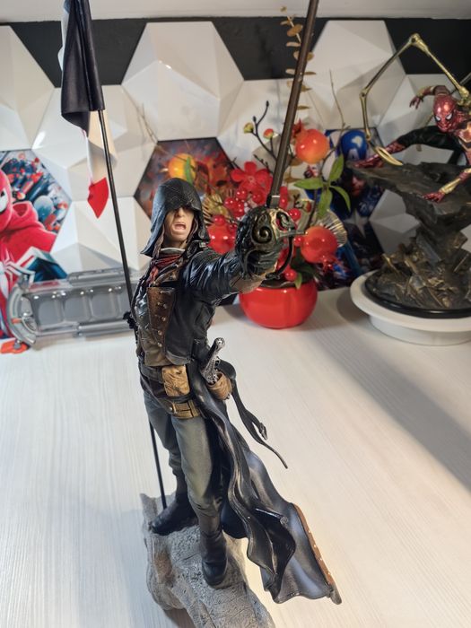 Figurka Edycja Kolekcjonerska  Assassin’s Creed Unity – Arno Dorian  Ubisoft