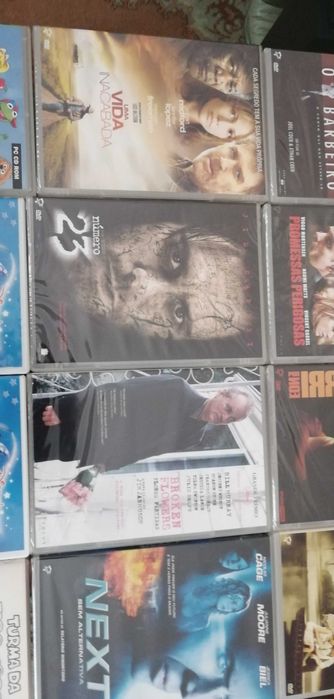 DVD para adultos e crianças