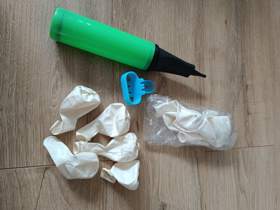 Balony ślubne + pompka + do zawiązywania balonów