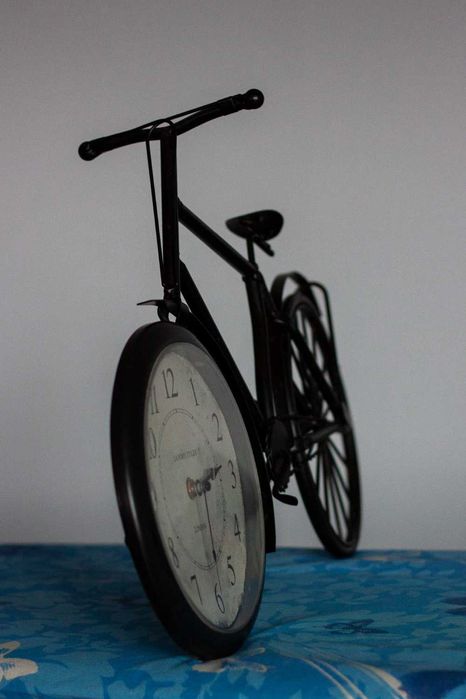 Zegar Quartz - metalowy rower Landon Tyler London
