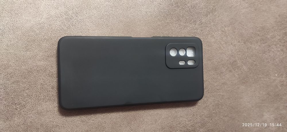 Продам чехол на Poco x3 GT