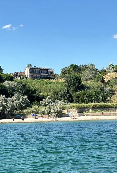 Жилье .Аппартаменты (берег моря) Черноморское ( Чабанка) Одесская обл