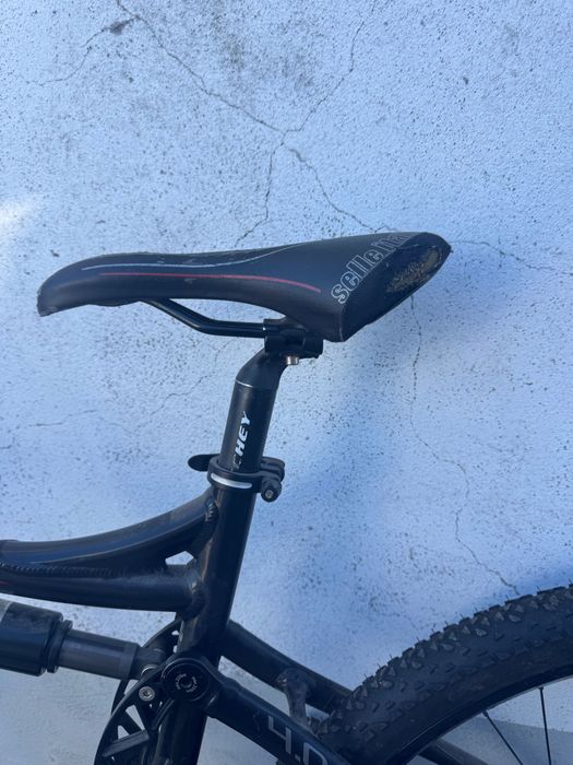 Bicicleta KTM Score RC 4.0