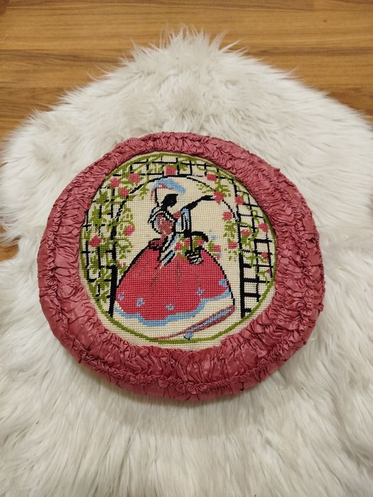 Poduszka okrągła dekoracyjna różowa vintage haft shabby chic home deco