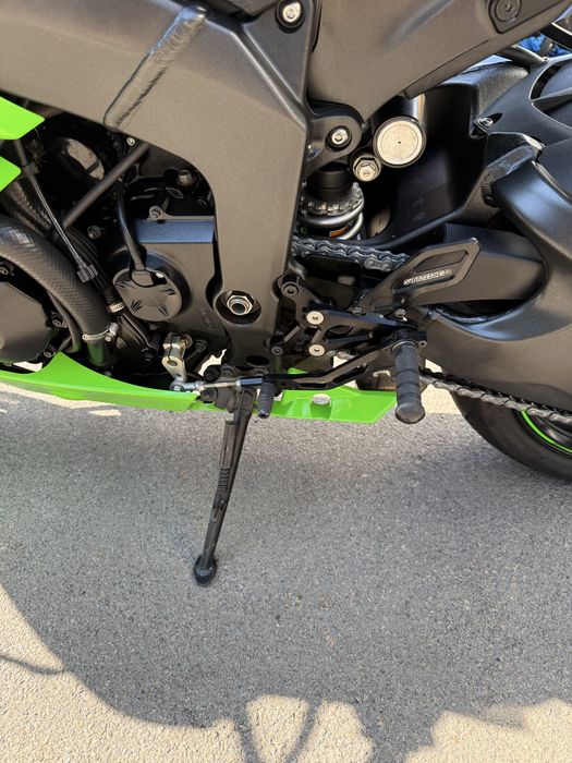 Японський спортбайк Kawasaki ZX6R Кавасакі Нінзя 636 з Японії ставиться на облік