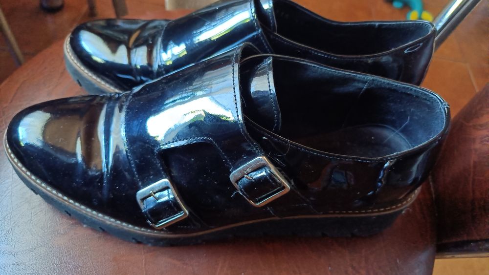 Buty damskie lakierowane 39 Rylko