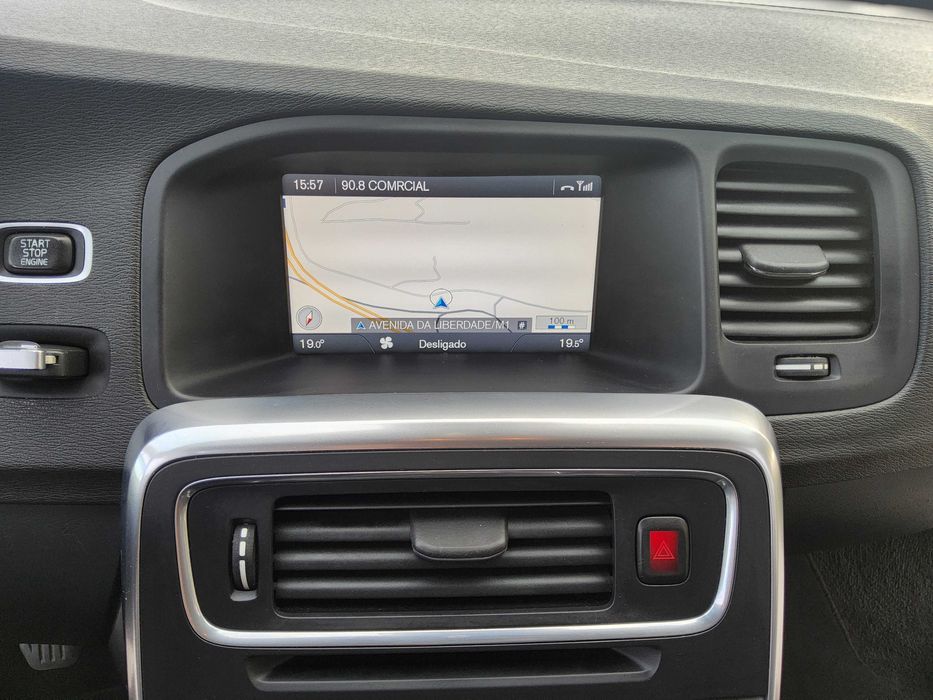 Volvo V60 D3 163 cv (2011)