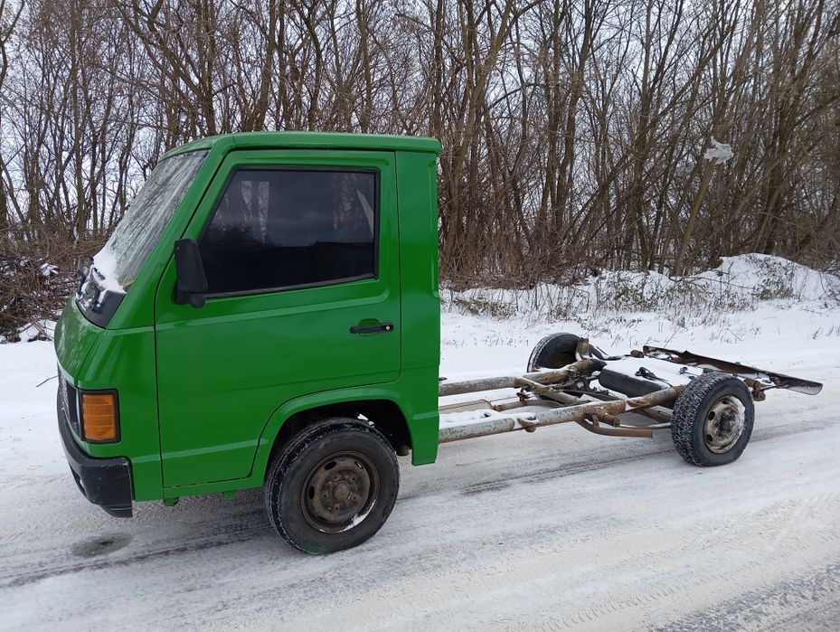 Мерседес MB 100 вантажний