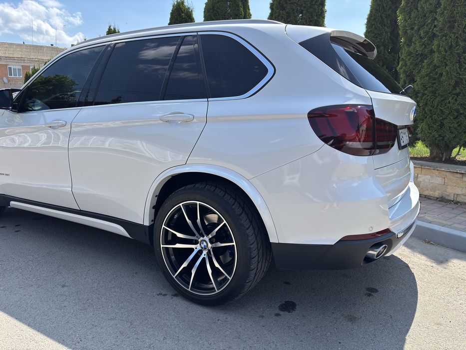 BMW X5 (F15) 2015 3.0i M-Sport
