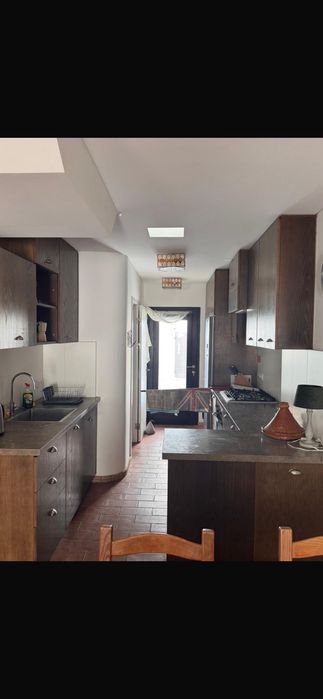 Cozinha Completa em Muito Bom Estado – Bancada em Granito + Eletrodomésticos