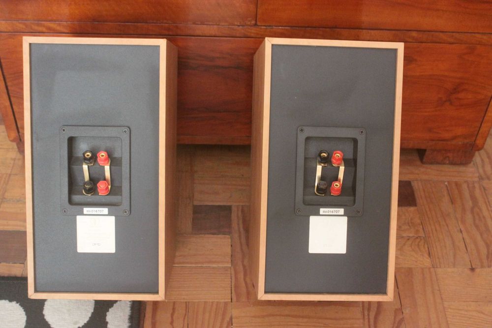 Colunas Monitor Audio Bronze 2