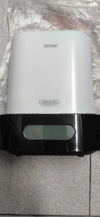 Rádio despertador (luz ajustável, natureza, campainha ou rádio)