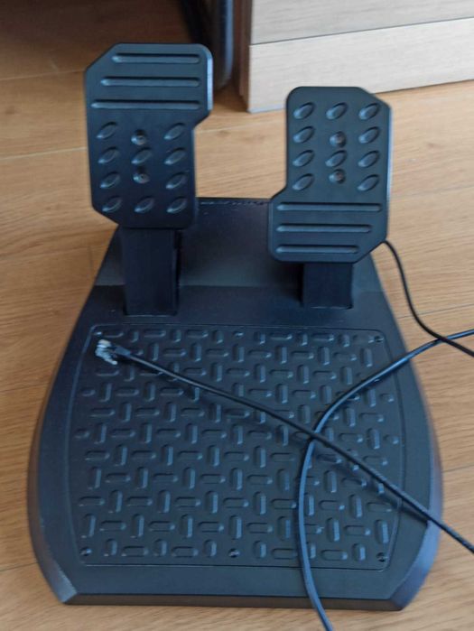 Volante Thrustmaster T80 versão Ferrari 488