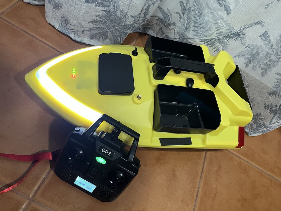 Barcos carpfishing /Bait boat