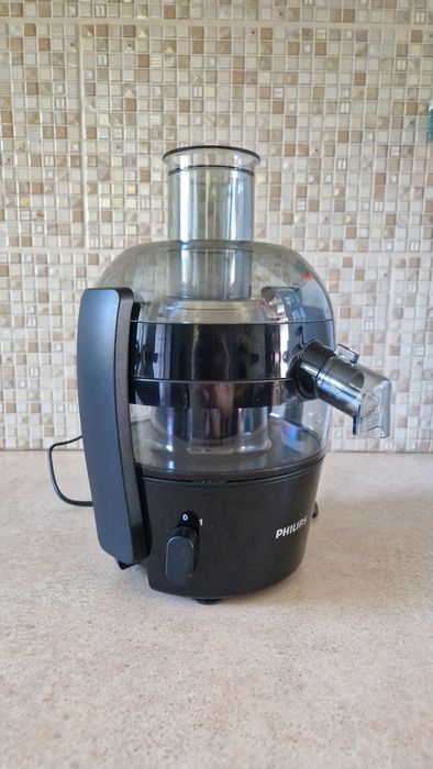 Продам соковижималку philips