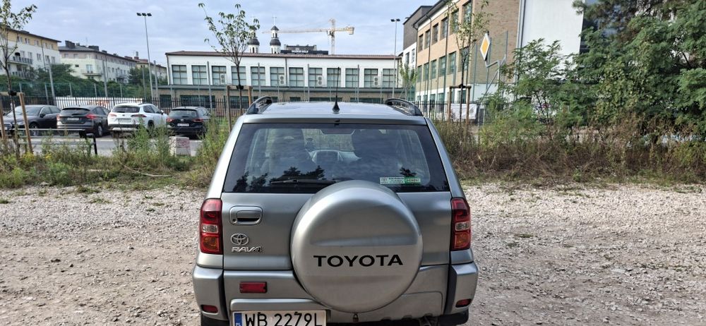 Toyota rav4 2.0 benzyna 150KM 4x4