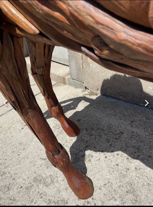 Escultura cavalo em madeira
