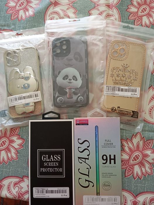 Продам чехлы и стёкла.