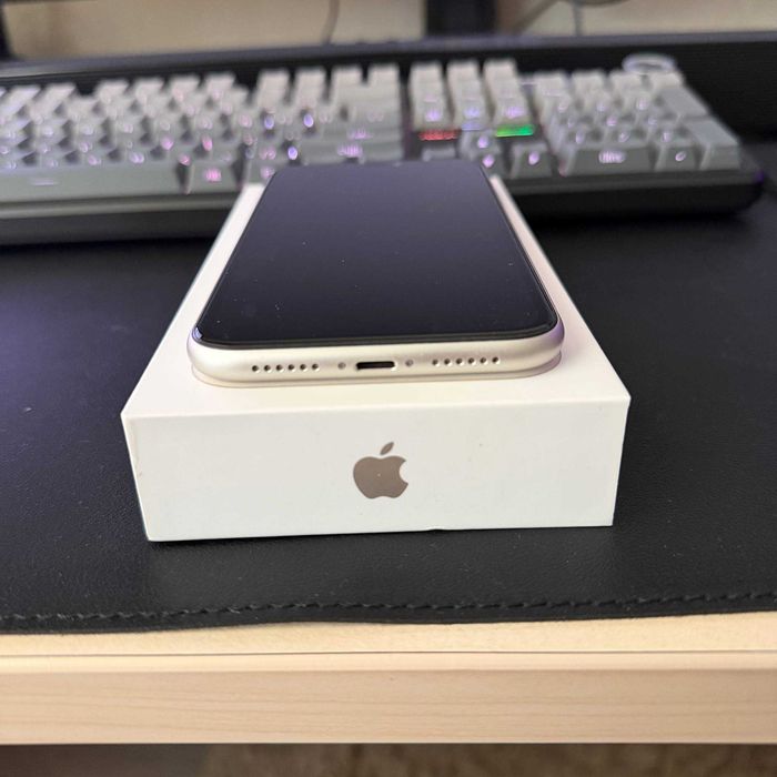 iPhone 11 128 GB айфон 11 White физ. SIM