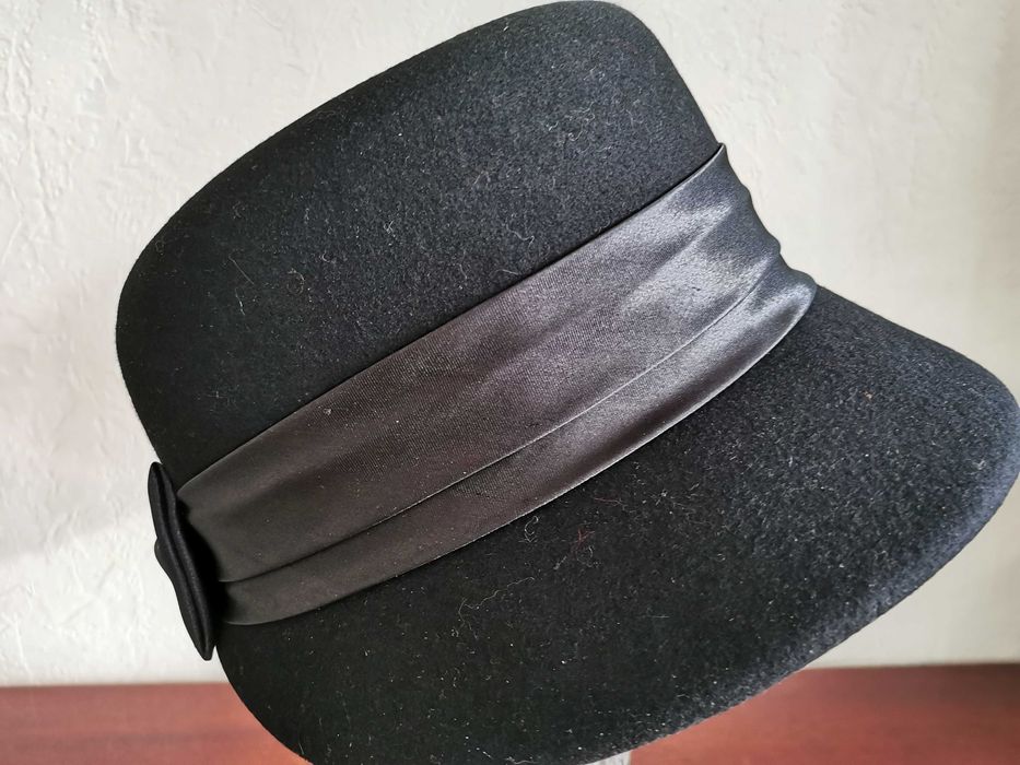 Шляпа женская фетровая
