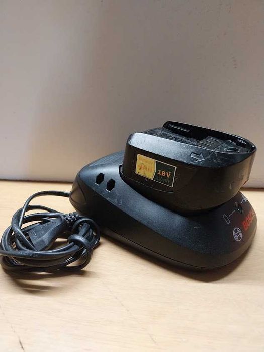 Carregador+Bateria Bosch 18V 1.5Ah Li-ion