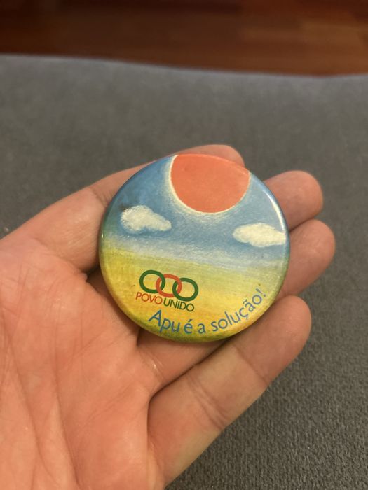 Povo Unido pin Crachá politico vintage