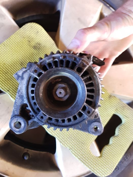 Alternator RAV4 2.0vvti
