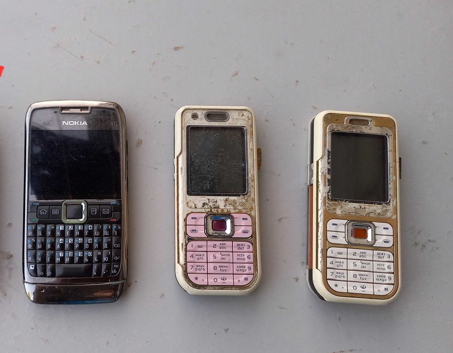 Телефоны Nokia E71, Nokia 7360 лот
