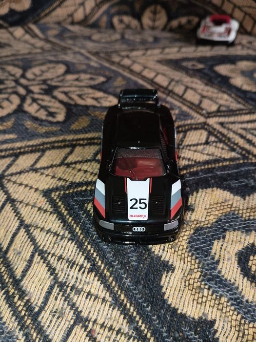 Conjunto de Cartas de Pokémon  Brinquedos e Carros