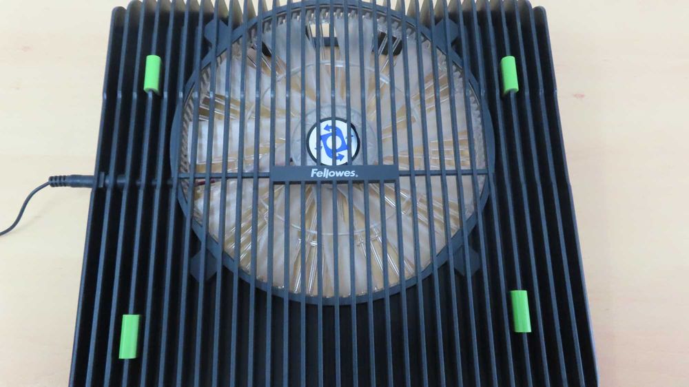 Base ventilada -  Fellowes para PC de 15 polegadas