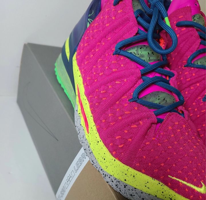 シューズ(男性用) Nike LeBron 18 Low \"Miami Nights\" 26cm Кроссовки Nike LeBron XVIII Low x Space Wile E. Coyote vs