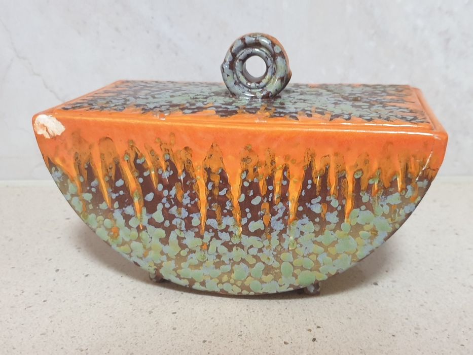 Para restauro: antiga boleira em cerâmica alemã