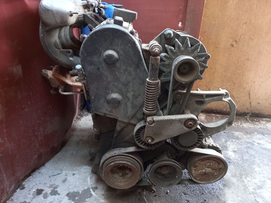 Мотор VW B3 G60 syncro 1.8I компресор