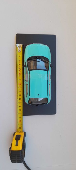 Miniatura Opel Corsa B (Ecala 1/18)