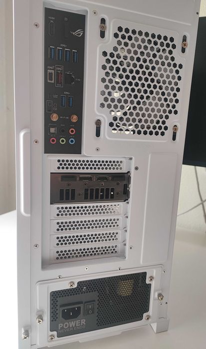 I9 14900K RTX 4070 12 GB GAMING