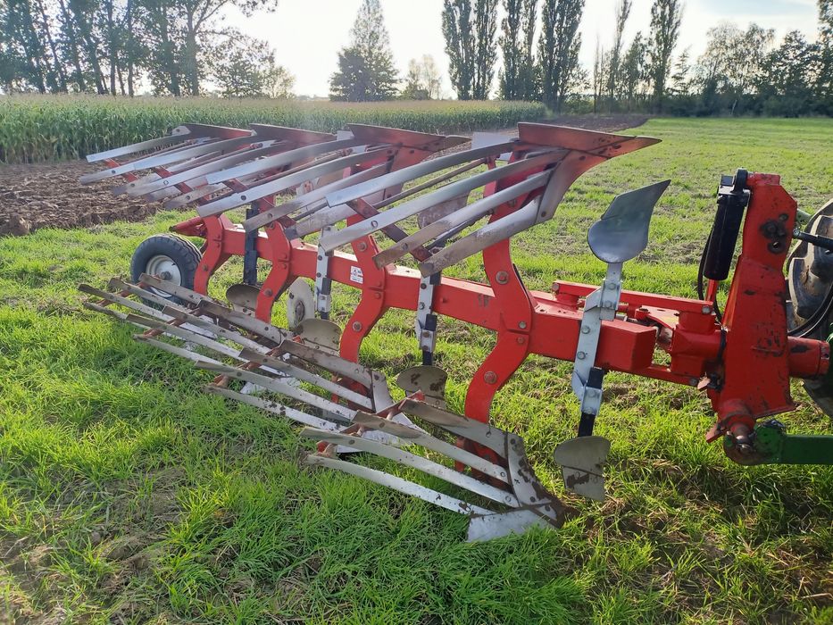 Pług 4 skibowy obrotowy Overum Agrolux MRS Vogel Noot