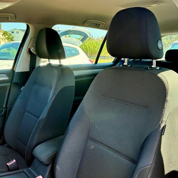 VW Golf VII 1.6 TDi BlueMotion Highline · Nacional