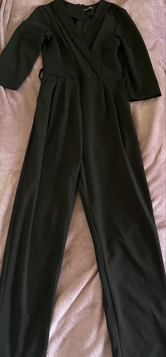 Чорний комбінезон