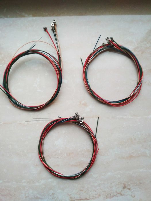 Струни для електричних та класичних / акустичних гітар. Акція.