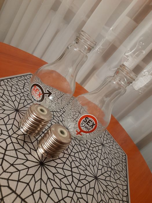Szklanki na drinka lub sok w kształcie żarówek. Nowe