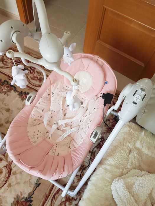 Espriguiçadeira com baloiço Mia Stella Kikkaboo,como novo!