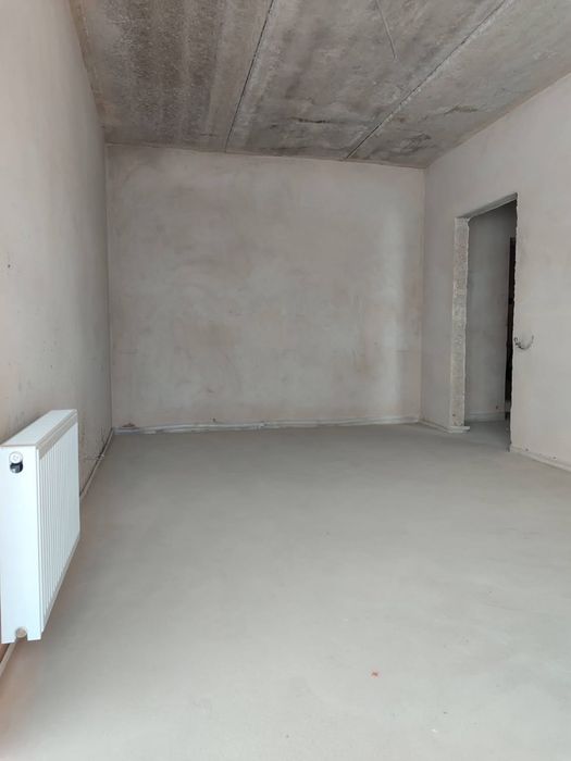 Квартира у новобудові з власним паркомісцем