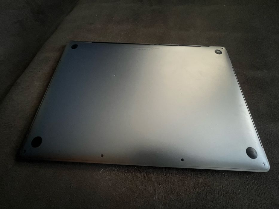 Macbook Pro 15 2017 16/512/i7 A1707
