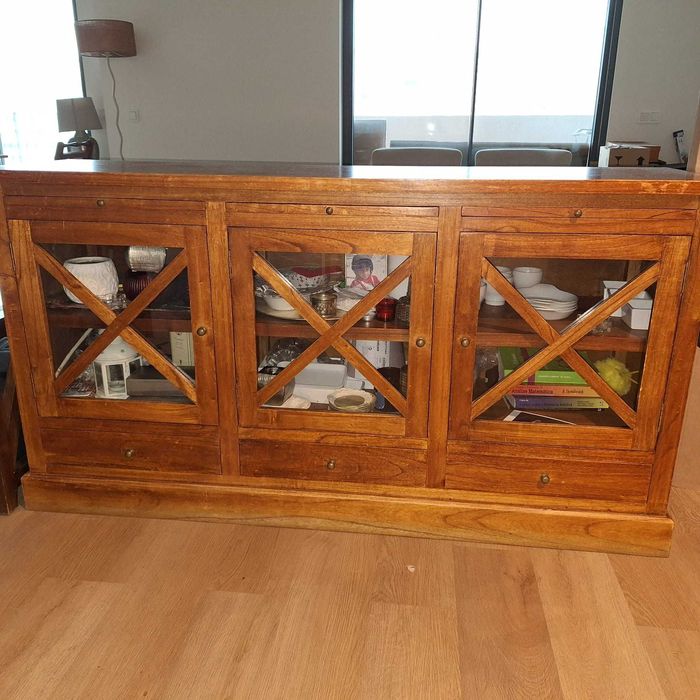 Aparador louceiro em madeira natural - Ótimo estado!