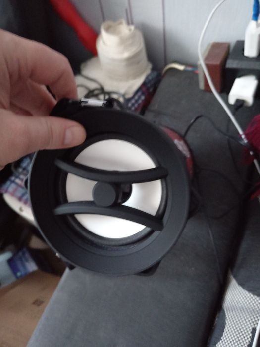 Akai BAZOOKA блютуз колонка новая