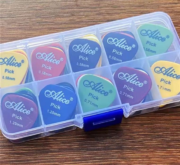 Набор медиаторов для гитары